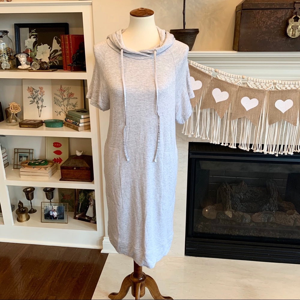 Lou & Grey Lighweight Hoodie Dress - EUC